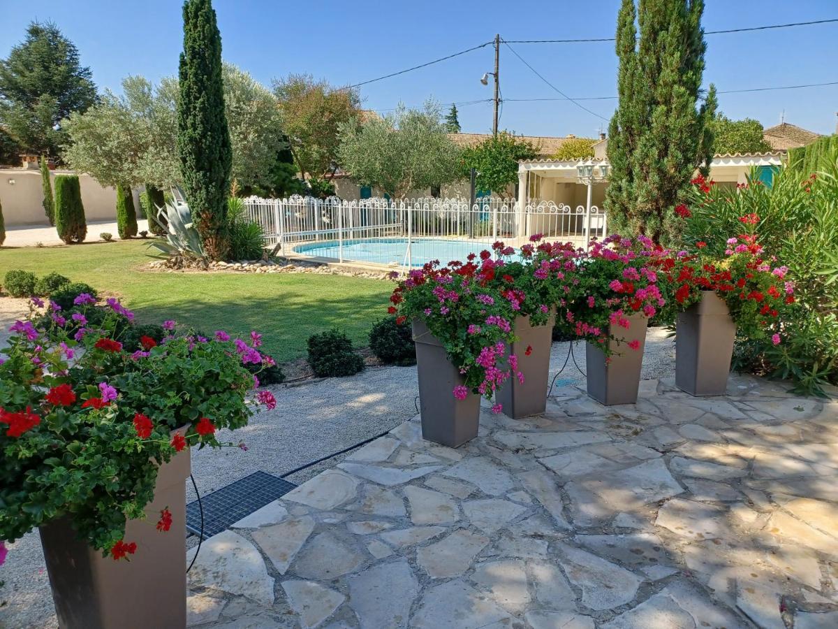 La Magnanerie Villa Suze la Rousse Bagian luar foto