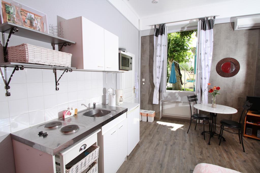 La Magnanerie Villa Suze la Rousse Bagian luar foto