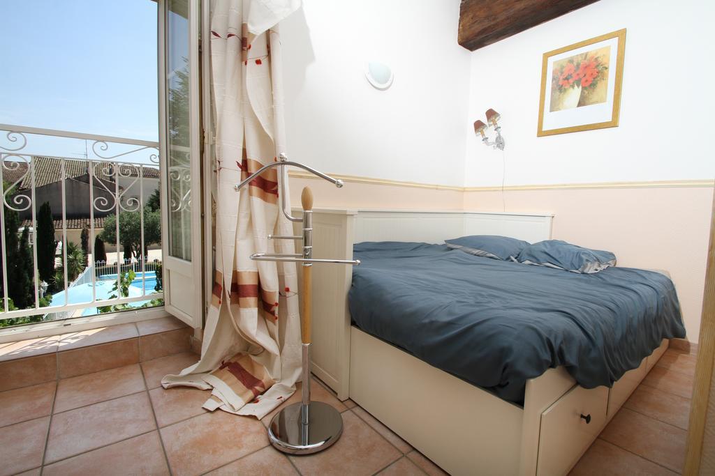La Magnanerie Villa Suze la Rousse Bagian luar foto